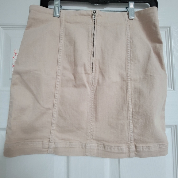 Free People NWT Modern Femme Mini Stretch Skirt Size 8. - Picture 5 of 16